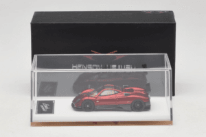 Pagani Zonda Tricolore Czerwony Henson & Heaven 1:64 PZTR01 Metal — zdjęcie 7 z 7