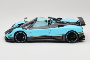 Pagani Zonda Uno Carbon Jasnoniebieski Almost Real 1:18 850630001 Metal — zdjęcie 4 z 8