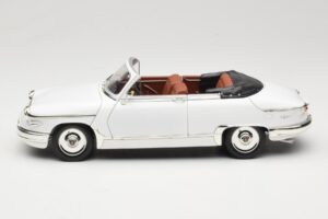 Panhard PL17 Kabriolet Biały Solido 1:18 8174 Metal — zdjęcie 4 z 8