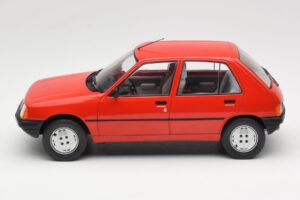 Peugeot 205 Czerwony MCG 1:18 MCG18492 Metal — zdjęcie 3 z 6