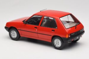 Peugeot 205 Czerwony MCG 1:18 MCG18492 Metal — zdjęcie 5 z 6