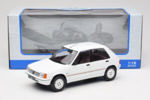 Peugeot 205 Biały MCG 1:18 MCG18493 Metal — zdjęcie 6 z 6
