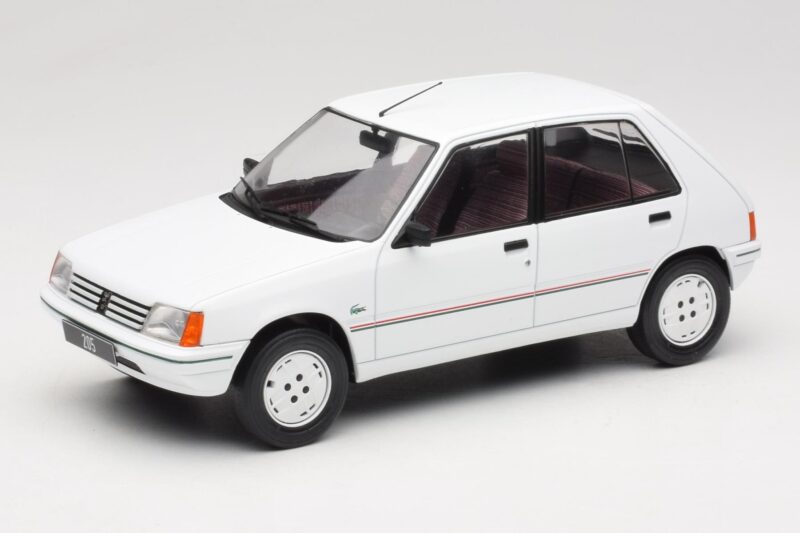 Peugeot 205 Biały MCG 1:18 MCG18493 Metal
