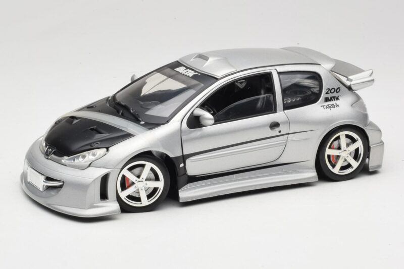 Peugeot 206 MTK Srebrny Solido 1:18 1817 Metal