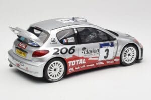 Peugeot 206 WRC #3 G. Panizzi / H. Panizzi Rally Tour de Corse 2002 Otto 1:18 OT1085 Żywica — zdjęcie 2 z 6