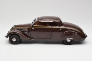 Peugeot 402 Eclipse Czekoladowy Norev 1:18 184873 Metal — zdjęcie 5 z 12