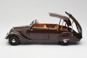 Peugeot 402 Eclipse Czekoladowy Norev 1:18 184873 Metal — zdjęcie 6 z 12