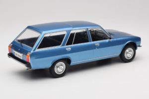 Peugeot 504 Break Niebieski MCG 1:18 MCG18213 Metal — zdjęcie 2 z 6