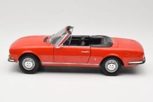 Peugeot 504 Kabriolet Czerwony Norev 1:18 184754 Metal — zdjęcie 4 z 8