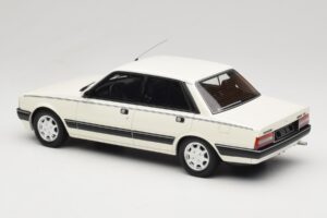 Peugeot 505 V6 White Meije Otto 1:18 OT1297 Żywica — zdjęcie 5 z 6