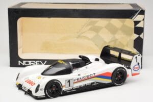 Peugeot 905 Evo 1B Group C #1 Peugeot Talbot Sport D. Warwick / Y. Dalmas / M. Blundell 24 Hours of Le Mans Winner 1992 Norev — zdjęcie 6 z 6