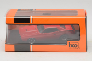 Plymouth Barracuda Czerwony IXO 1:43 CLC592N Metal — zdjęcie 4 z 4