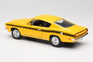 Plymouth Barracuda Żółty Road Legends 1:18 92178 Metal — zdjęcie 7 z 8