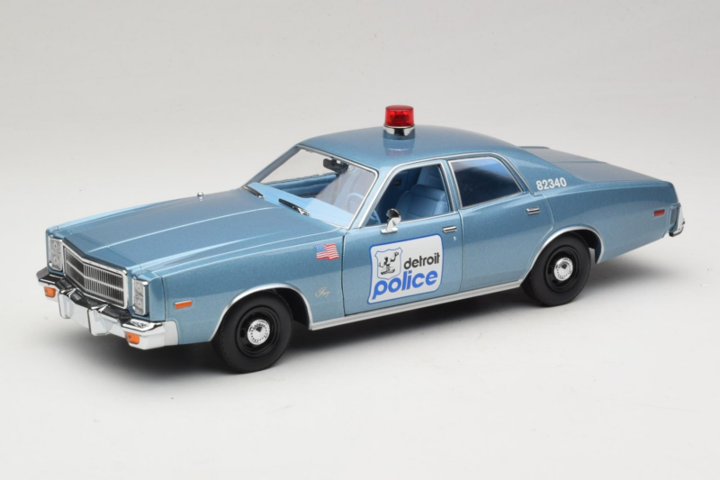 Plymouth Fury Beverly Hills PD Niebieski GreenLight 1:18 19069 Metal
