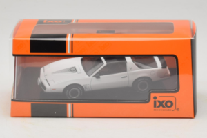 Pontiac Firebird Biały IXO 1:43 CLC582N Metal — zdjęcie 4 z 4