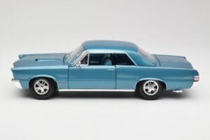 Pontiac GTO Hurst Edition Niebieski Maisto 1:18 531885 Metal — zdjęcie 4 z 8