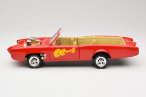 Pontiac GTO Monkeemobile Czerwony ERTL 1:18 33150 Metal — zdjęcie 4 z 8