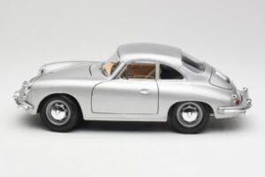 Porsche 356B Srebrny Bburago 1:18 3021-M1 Metal — zdjęcie 4 z 8