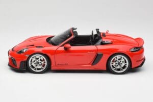 Porsche 718 Spyder RS Guards Red Norev 1:18 187271 Metal — zdjęcie 4 z 8