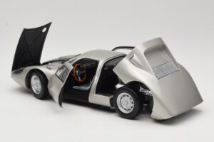 Porsche 904 GTS Srebrny Minichamps 1:18 180067722 Metal — zdjęcie 5 z 8