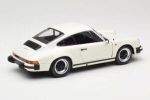 Porsche 911 930 Carrera 3.2 Grand Prix White Minichamps 1:18 100063024 Metal — zdjęcie 3 z 8