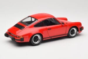 Porsche 911 930 Carrera 3.2 Guards Red Minichamps 1:18 100063021 Metal — zdjęcie 3 z 8