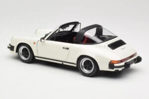 Porsche 911 930 Carrera Targa 3.2 Grand Prix White Minichamps 1:18 100063062 Metal — zdjęcie 7 z 8