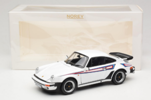 Porsche 911 930 Turbo 3.3 Biały Norev 1:18 187668 Metal — zdjęcie 8 z 8