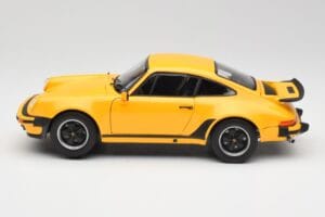 Porsche 911 930 Turbo 3.0 Żółty Norev 1:18 187579 Metal — zdjęcie 4 z 8