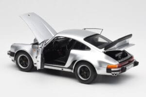 Porsche 911 930 Turbo 3.3 Srebrny Norev 1:18 187574 Metal — zdjęcie 5 z 8