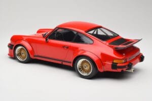 Porsche 911 934 RSR Czerwony 1976 Minichamps 1:12 125766400 Metal — zdjęcie 5 z 6