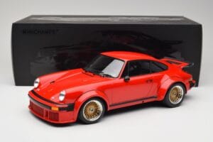 Porsche 911 934 RSR Czerwony 1976 Minichamps 1:12 125766400 Metal — zdjęcie 6 z 6