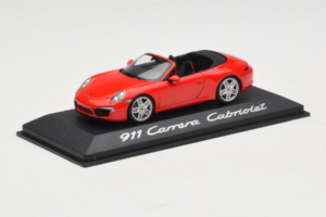 Porsche 911 991 Carrera Kabriolet Czerwony Minichamps 1:43 WAP0200120C Metal — zdjęcie 2 z 4