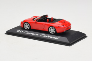 Porsche 911 991 Carrera Kabriolet Czerwony Minichamps 1:43 WAP0200120C Metal — zdjęcie 3 z 4