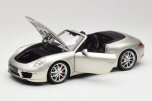 Porsche 911 991 Carrera S Kabriolet GT Srebrny Metalik Minichamps 1:18 100061030 Metal — zdjęcie 2 z 8