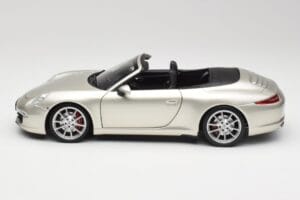 Porsche 911 991 Carrera S Kabriolet GT Srebrny Metalik Minichamps 1:18 100061030 Metal — zdjęcie 4 z 8