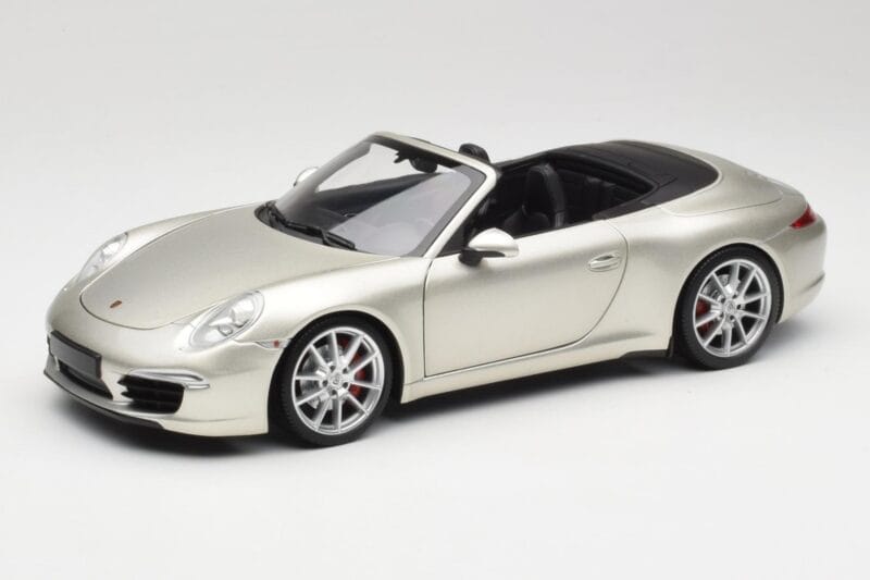 Porsche 911 991 Carrera S Kabriolet GT Srebrny Metalik Minichamps 1:18 100061030 Metal