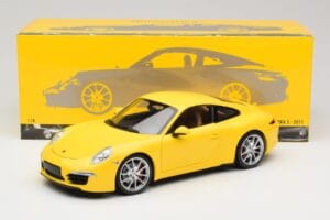 Porsche 911 991 Carrera S Racing Yellow Minichamps 1:18 100061021 Metal — zdjęcie 8 z 8