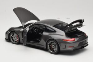 Porsche 911 991 GT3 Grey Metallic Minichamps 1:18 110062720 Metal — zdjęcie 5 z 8
