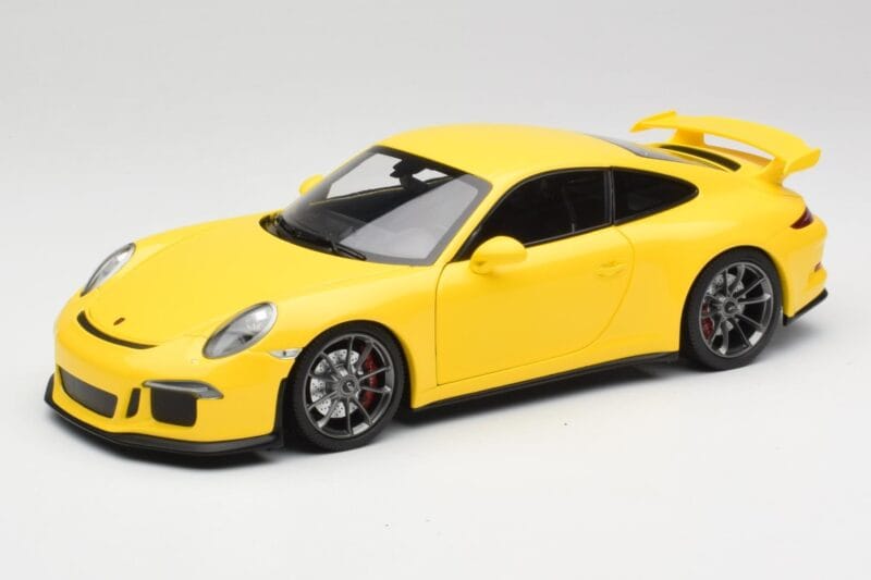 Porsche 911 991 GT3 Racing Żółty i Srebrne Koła Minichamps 1:18 110062722 Metal