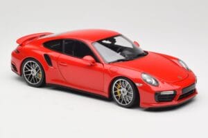 Porsche 911 991 Turbo S Guards Red Minichamps 1:18 110067122 Metal — zdjęcie 6 z 8