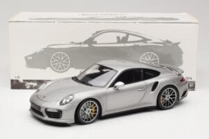 Porsche 911 991 Turbo S Srebrny Minichamps 1:18 113067126 Metal — zdjęcie 8 z 8