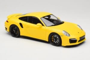 Porsche 911 991 Turbo S Żółty Z Czarnymi Felgami Minichamps 1:18 110062321 Metal — zdjęcie 6 z 8