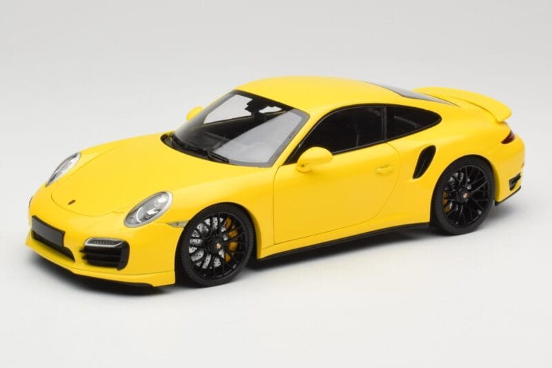 Porsche 911 991 Turbo S Żółty Z Czarnymi Felgami Minichamps 1:18 110062321 Metal