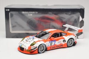 Porsche 911 991.1 GT3 R Manthey Racing #12 F. Klohs / P. Renauer 24 Hours Nurburgring 2017 Minichamps 1:18 155176912 Metal — zdjęcie 6 z 6