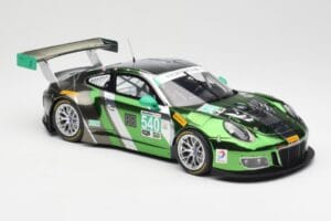 Porsche 911 991.1 GT3 R #540 Black Swan Racing P. Long / T. Pilgrim 24h Daytona 2016 Minichamps 1:18 155166540 Metal — zdjęcie 4 z 6
