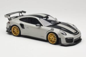 Porsche 911 991.2 GT2 RS Chalk Weissach Package Złote Felgi Minichamps 1:18 155068304 Metal — zdjęcie 4 z 6