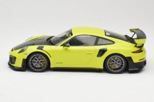Porsche 911 991.2 GT2 RS Limonkowy z Srebrnymi Felgami Minichamps 1:18 155068309 Metal — zdjęcie 3 z 6
