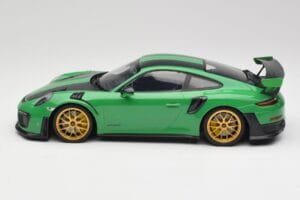 Porsche 911 991.2 GT2 RS Weissach Package British Racing Zielony & Złote Felgi Minichamps 1:18 153068318 Metal — zdjęcie 3 z 6
