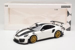 Porsche 911 991.2 GT2 RS Weissach Package Biały Ze Złotymi Felgami Minichamps 1:18 153068308 Metal — zdjęcie 6 z 6